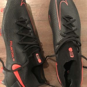 Like New Nike Phantom GT Soccer cleats